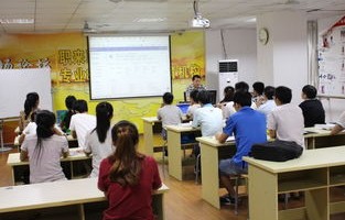 有哪些电子商务专业学校