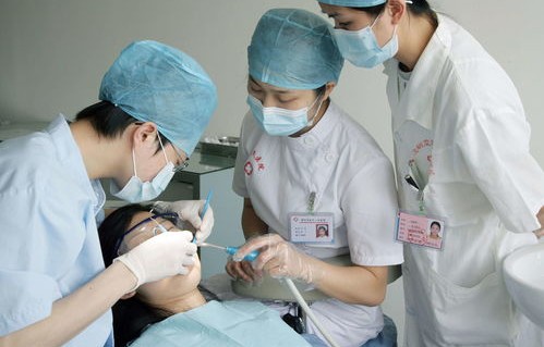 电子商务专业转口腔医学