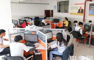 电子商务专业工作时视频